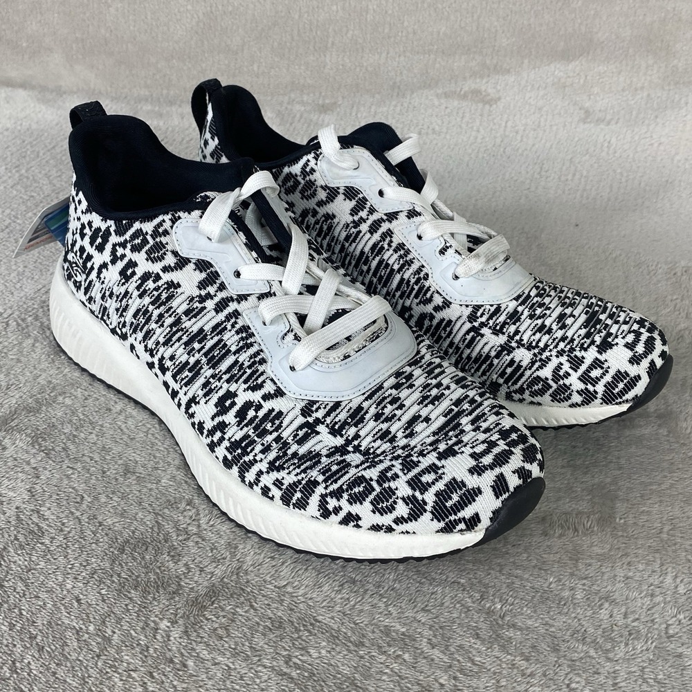 Skechers BOBS Sport Squad Mighty Cat Womens Shoes Size 10 Black White Knit NEW